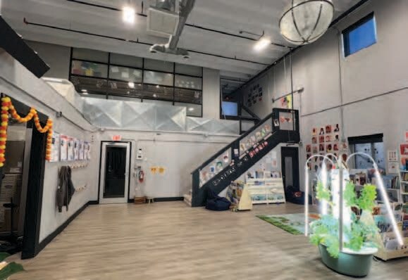 More Photos Of 822 W Central Blvd, Orlando Flex For Lease