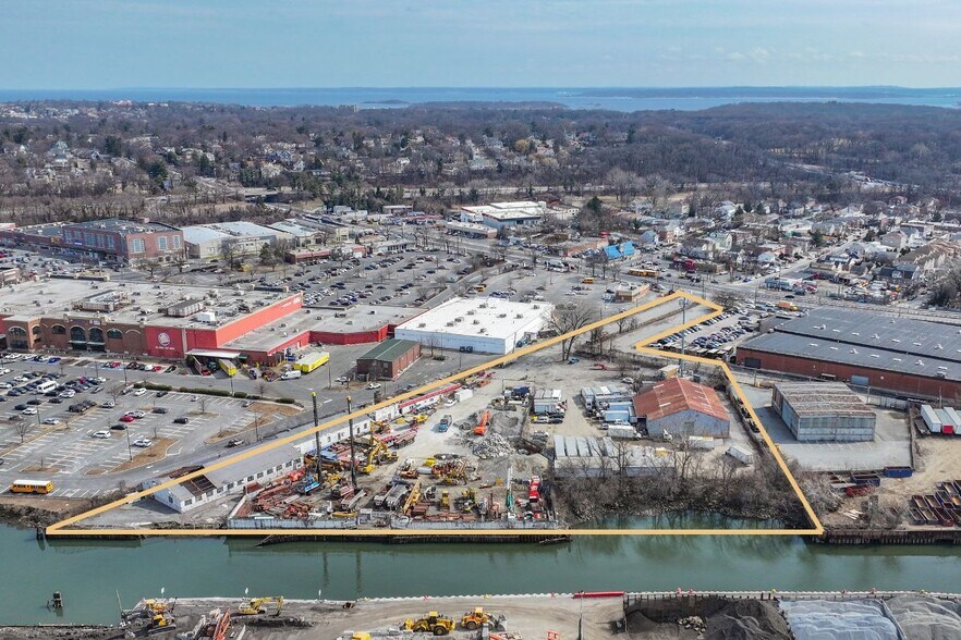 More Photos Of 4295 Boston Rd, Bronx Land For Lease