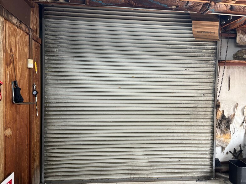 More Photos Of 5013 Park St, Jacksonville Auto Repair For Sale