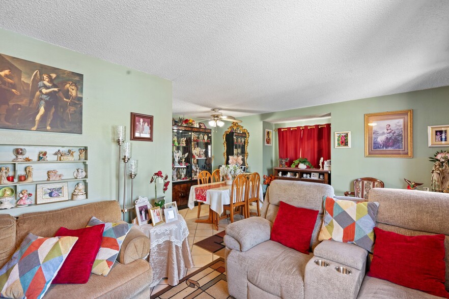 More Photos Of 7969 Mission Gorge Rd, Santee Auto Repair For Sale