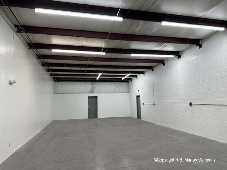 More Photos Of 1425 Enterprise Ave, Springfield Warehouse For Lease
