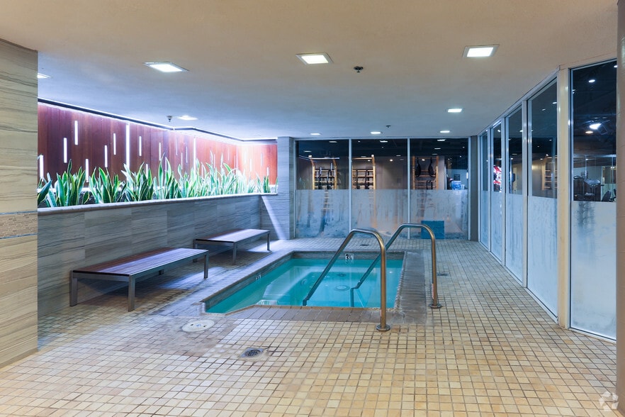 More Photos Of 1443 N Fuller Ave, Los Angeles Apartments For Sale