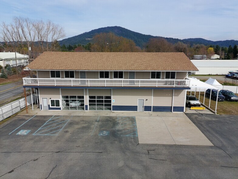 More Photos Of 108 E Hanley Ave, Coeur d'Alene General Retail For Sale