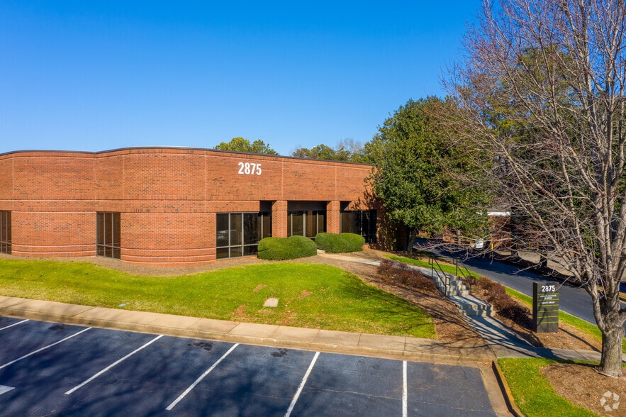 More Photos Of 3025 Breckinridge Blvd, Duluth Unknown For Lease