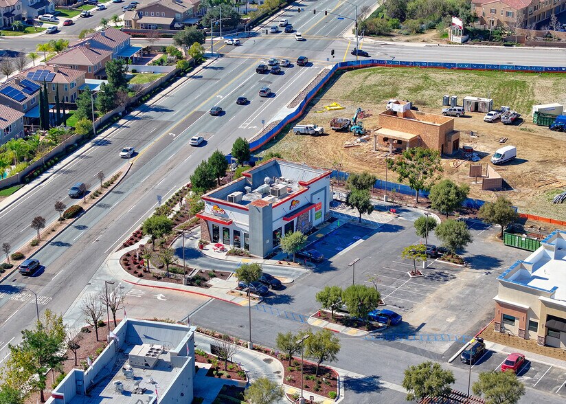 More Photos Of 27596 Clinton Keith Rd, Murrieta Fast Food For Sale