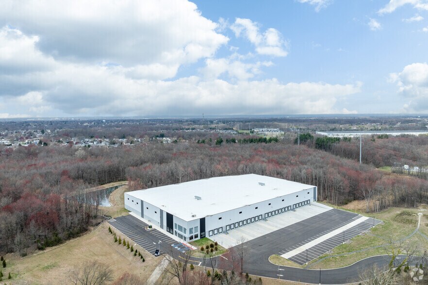More Photos Of 524 Route 130, Hamilton Distribution For Lease