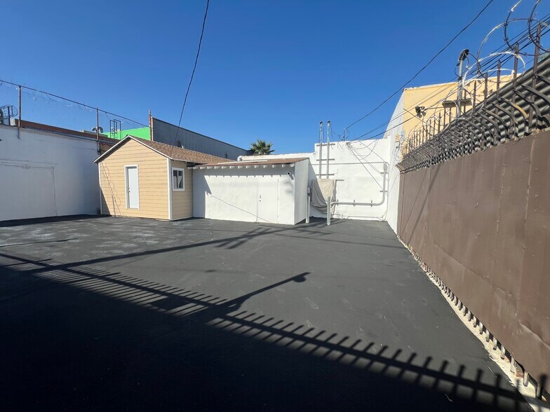 More Photos Of 5725 Lankershim Blvd, North Hollywood Storefront For Sale