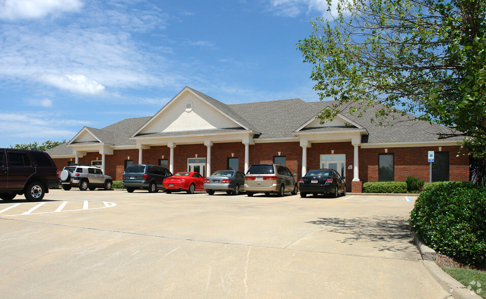 Primary Photo Of 1736-1740 Taliaferro Trl, Montgomery Office For Lease