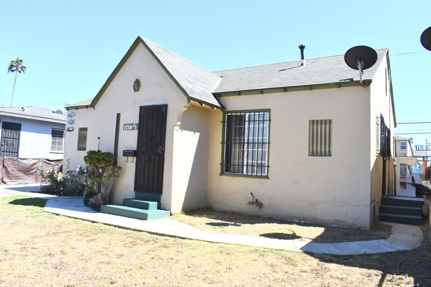 More Photos Of 1738 W 82nd St, Los Angeles Apartments For Sale