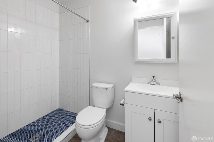 More Photos Of 4326 Irving St, San Francisco Apartments For Sale