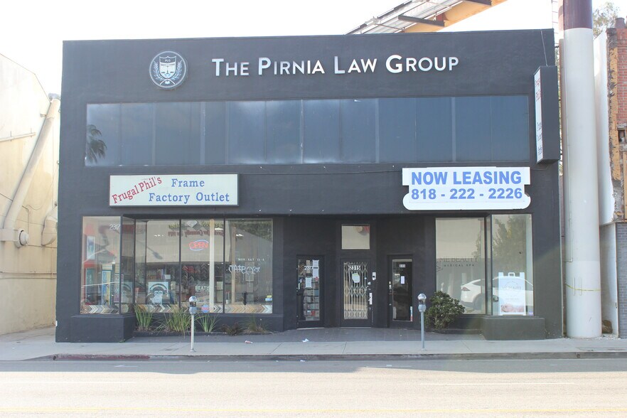 Primary Photo Of 2313-2317 Westwood Blvd, Los Angeles Office For Lease