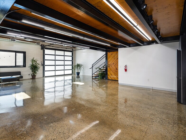 More Photos Of 131 Eucalyptus Dr, El Segundo Office For Lease