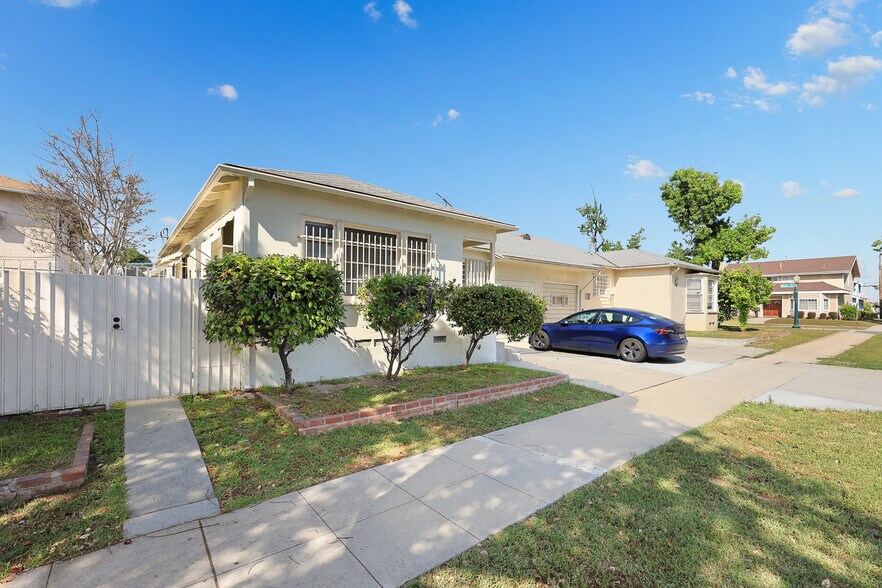 More Photos Of 1721 S 9th St, Alhambra Apartments For Sale