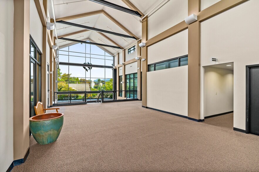 More Photos Of 777 NW 9th St, Corvallis Medical For Sale