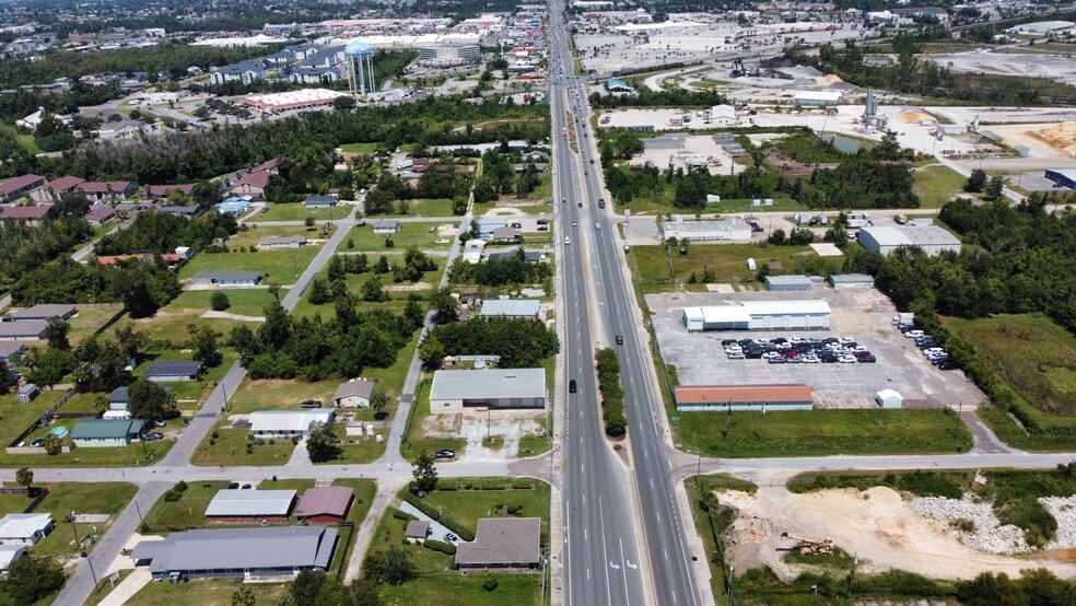 More Photos Of 1605 W 16th St, Panama City Warehouse For Sale