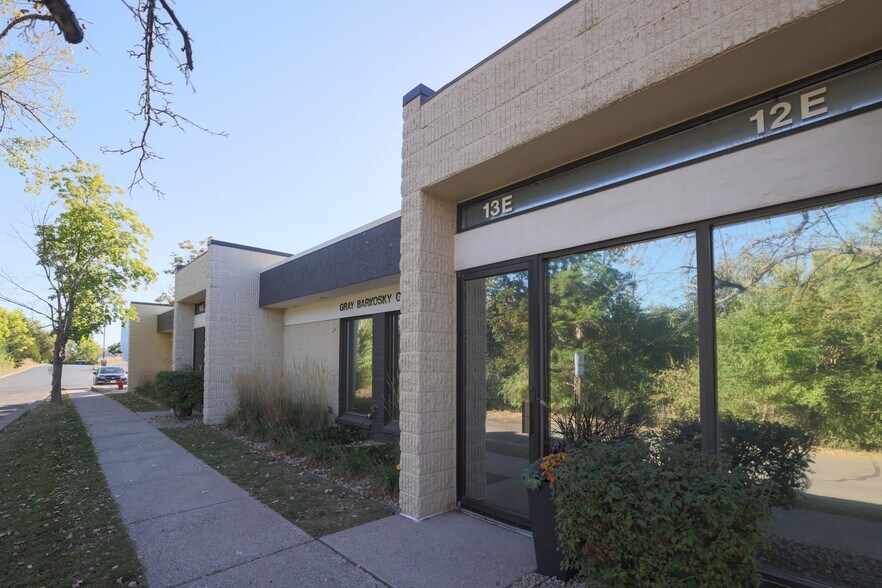 More Photos Of 10740 Lyndale Ave S, Bloomington Light Manufacturing For Sale