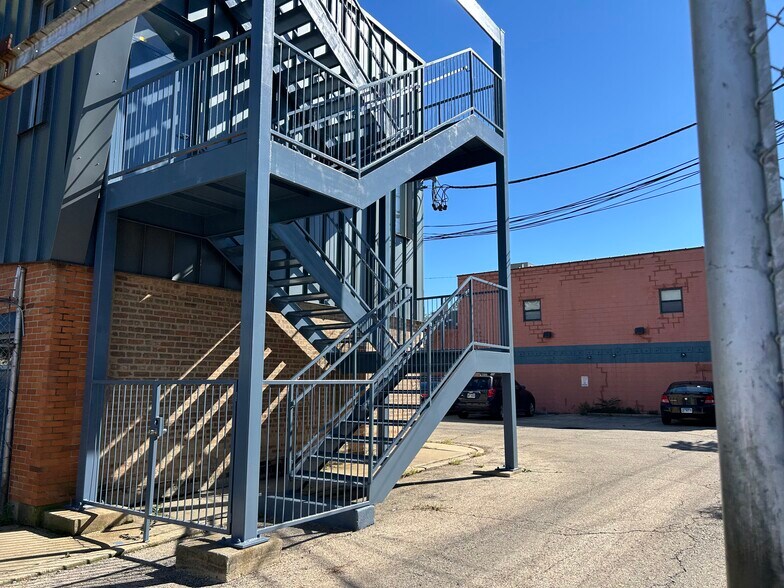 More Photos Of 4534 S Western Ave, Chicago Healthcare For Lease
