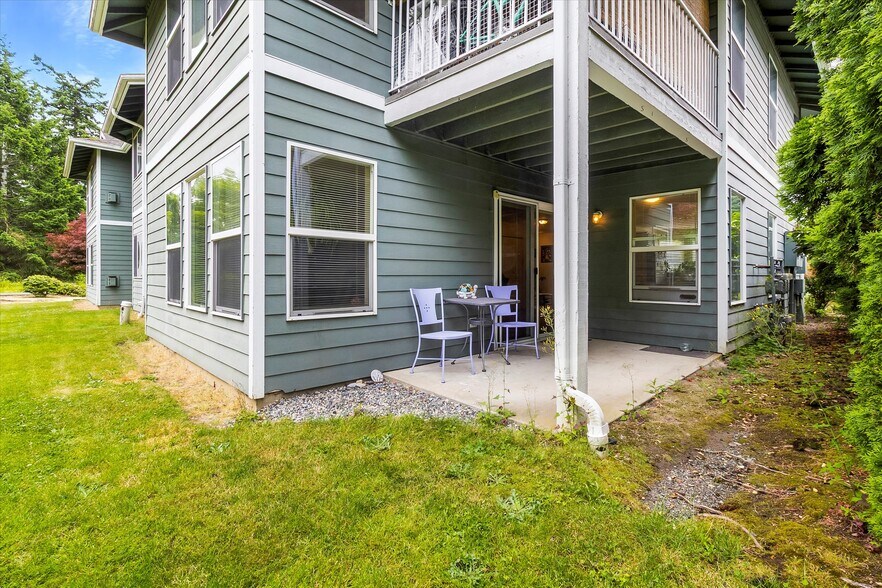 More Photos Of 344 E Bellis Fair Pky, Bellingham Apartments For Sale