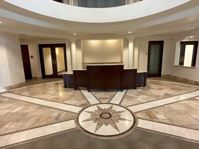 More Photos Of 10275 N De Anza Blvd, Cupertino Medical For Lease