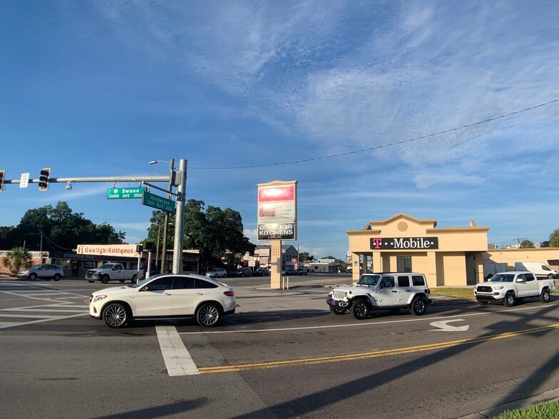 More Photos Of 3601-3609 Henderson Blvd, Tampa Storefront For Lease