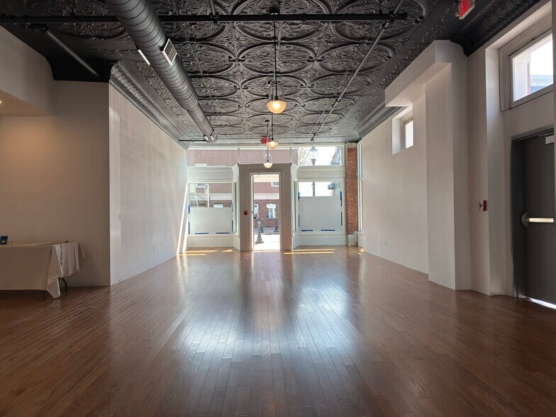 More Photos Of 41 South St, Glens Falls Storefront Retail Residential For Lease