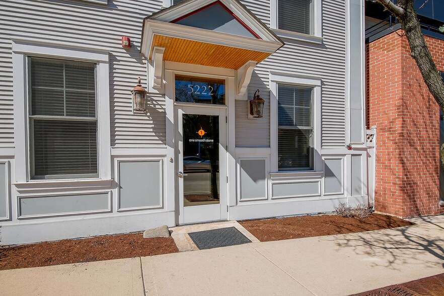 More Photos Of 5222 Main St, Downers Grove Office For Lease