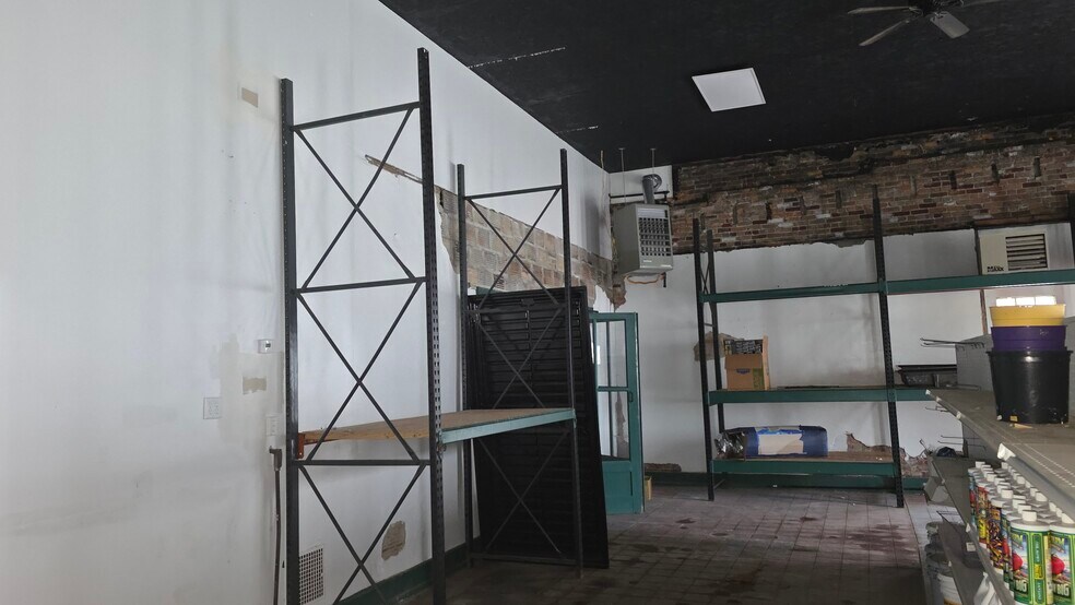 More Photos Of 127 North St, Morenci Showroom For Sale