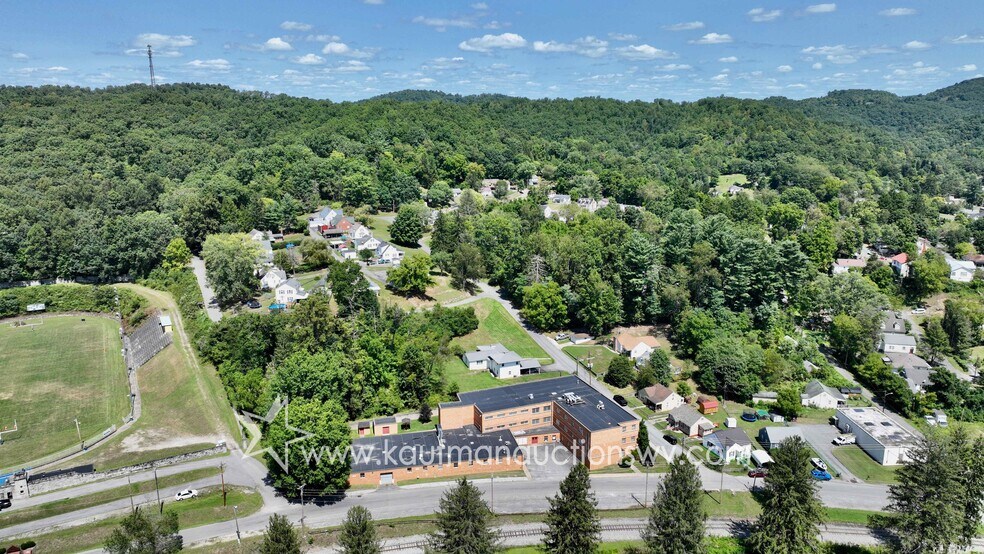 More Photos Of 100 Bluestone Rd, Mount Hope Research And Development For Sale