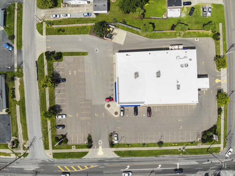 More Photos Of 4914 Youngstown Poland Rd, Youngstown Drugstore For Lease