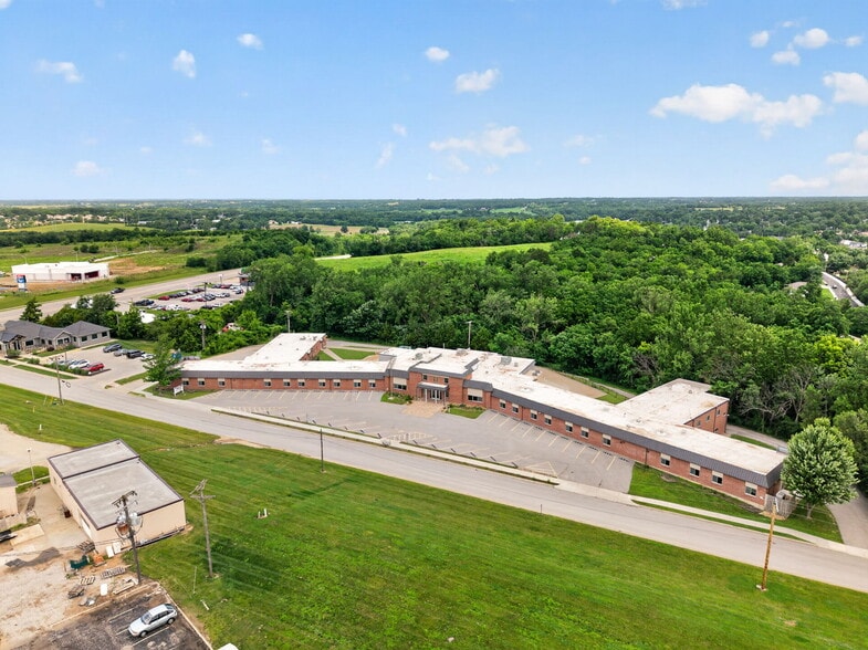 More Photos Of 106 Hospital Dr, Smithville Assisted Living For Sale