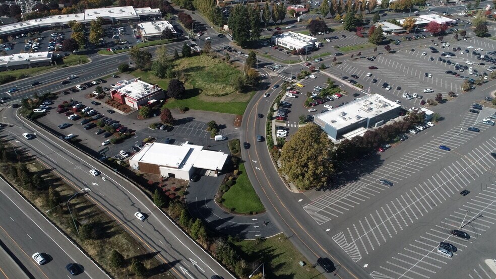 More Photos Of 8311 NE Vancouver Mall Dr, Vancouver Fast Food For Sale
