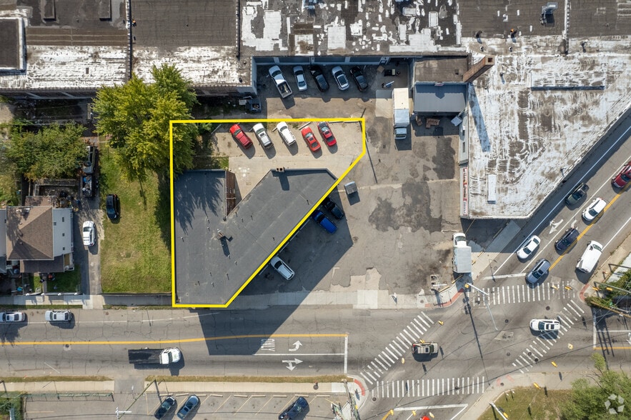 More Photos Of 2683 Central Ave, Detroit Apartments For Sale