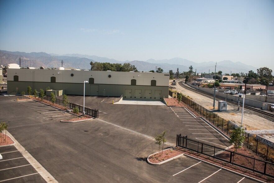 More Photos Of 14868 Los Angeles St, Irwindale Manufacturing For Lease