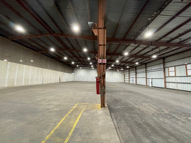 More Photos Of 91-188 Kalaeloa Blvd, Kapolei Warehouse For Lease