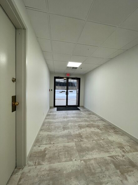 More Photos Of 3232 W Britton Rd, Oklahoma City Office For Lease