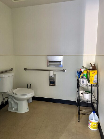 More Photos Of 57930-58132 29 Palms Hwy, Yucca Valley Unknown For Lease