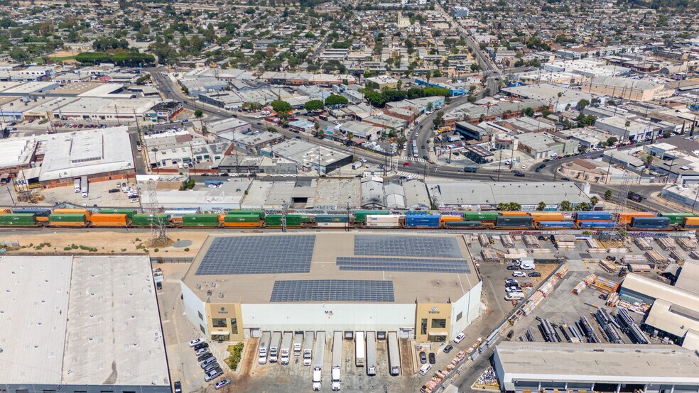 More Photos Of 3238 Union Pacific Ave, Los Angeles Industrial For Lease