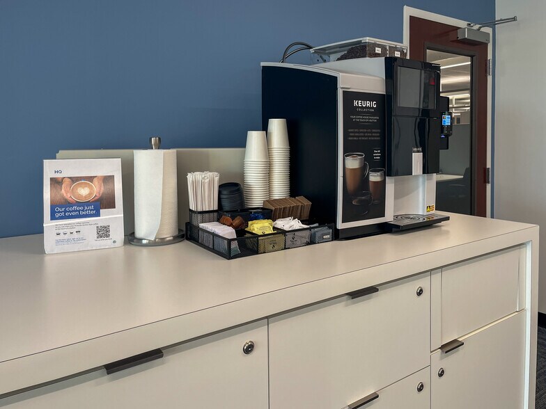 More Photos Of 5935 Rivers Ave, North Charleston Coworking Space