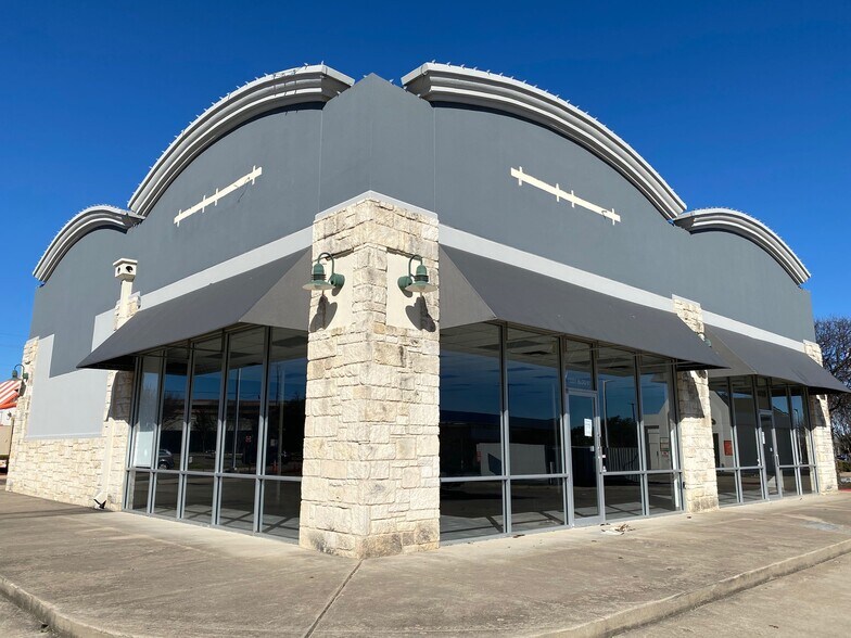 More Photos Of 13201 Ranch Road 620 N, Austin Freestanding For Lease