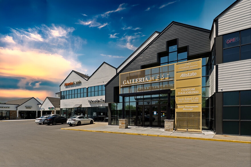 More Photos Of 18900 W Bluemound Rd, Brookfield General Retail For Sale