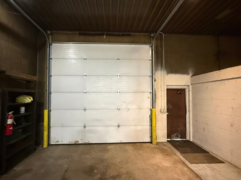 More Photos Of 11990 NE Sate Route 800, Magnolia Industrial For Lease