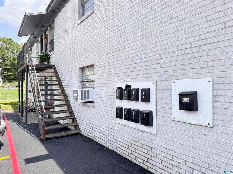 More Photos Of 1609 6th St N, Birmingham Apartments For Sale