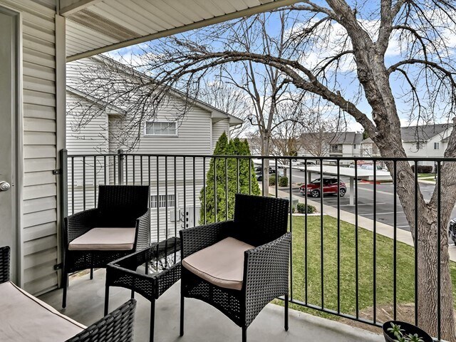 More Photos Of 10673 W Halstead Ln, Boise Specialty For Sale