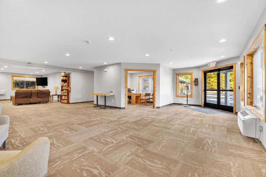 More Photos Of 12800 Cherry Ave, Rapid City Hotel For Sale