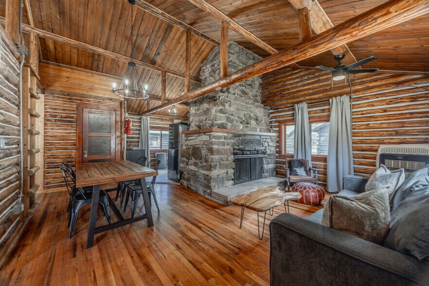 More Photos Of 631 N Silver St, Lake City Hotel For Sale