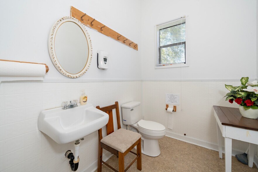 More Photos Of 711 Holt St, Mebane Religious Facility For Sale
