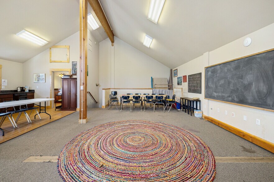 More Photos Of 12315 Deerfield Dr, Truckee Office Residential For Sale