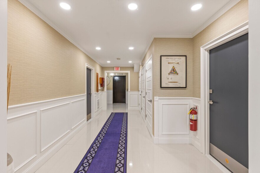 More Photos Of 24 Battle St, Somers Medical For Lease