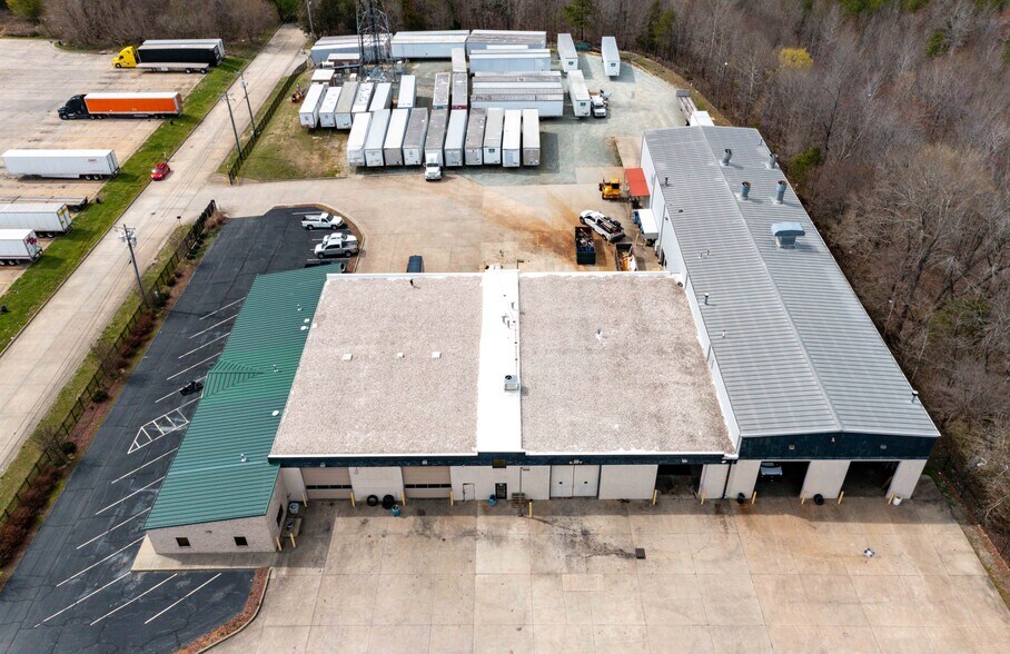 More Photos Of 1360 Truby Dr, Graham Truck Terminal For Sale