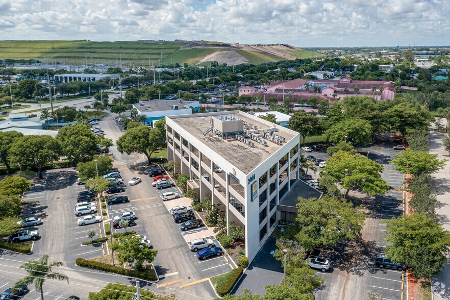 More Photos Of 2001 W Sample Rd, Pompano Beach Office For Lease